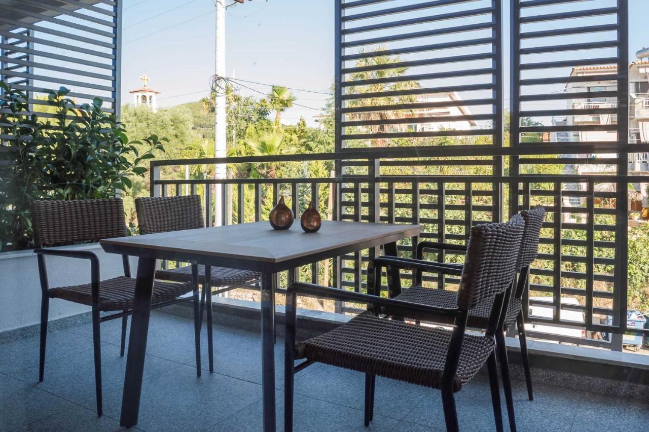 Eco Green Residences & Suites Toroni Eksteriør billede
