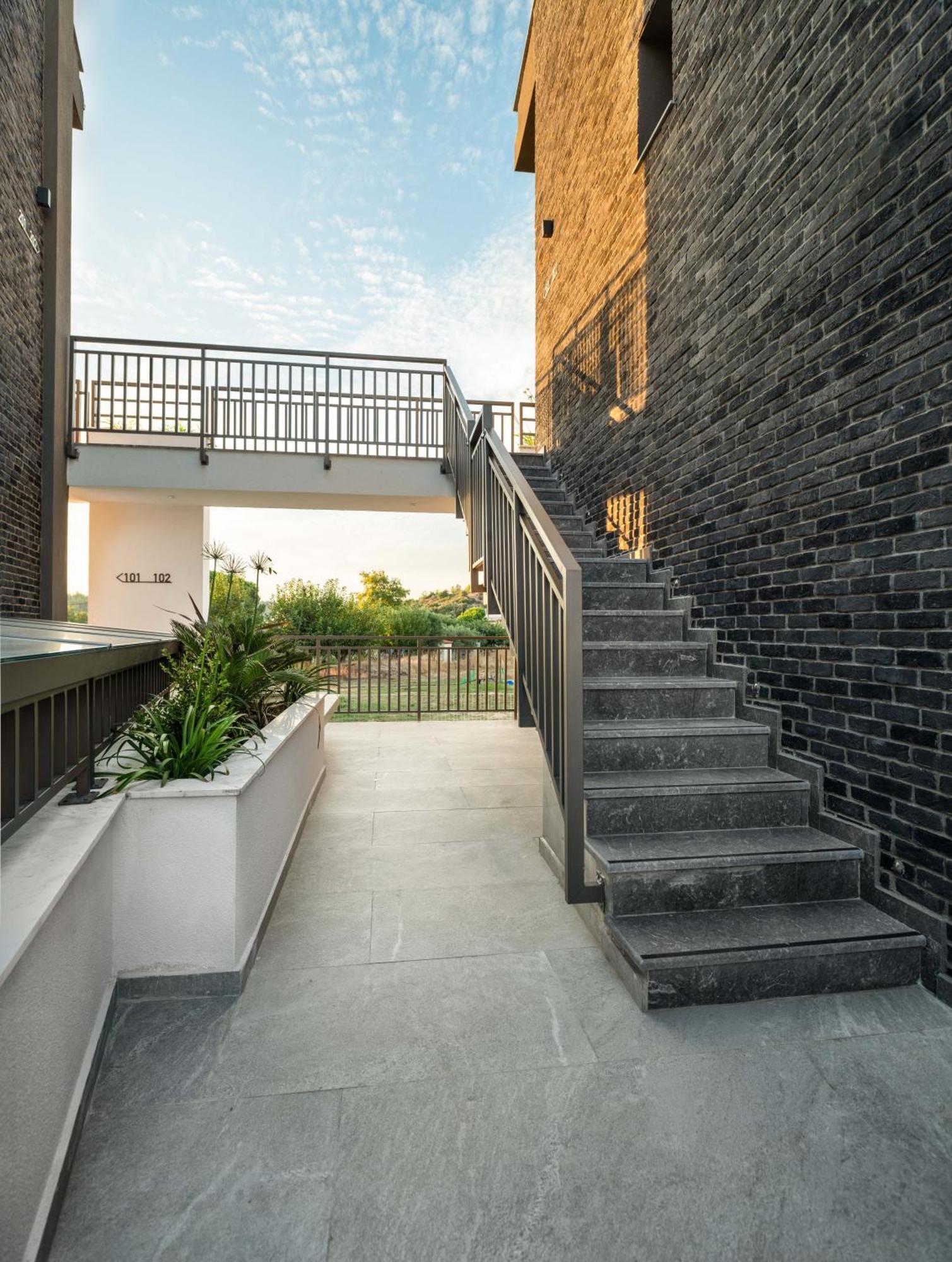 Eco Green Residences & Suites Toroni Eksteriør billede